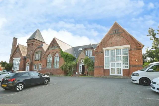 Devonshire Street, Brimington, S43, photo 1