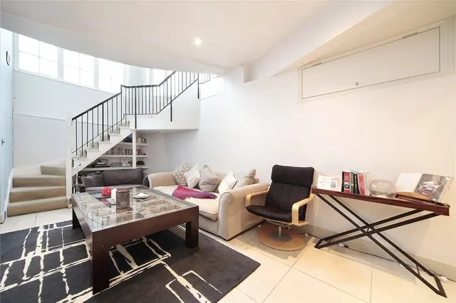 Priory Grove, Stockwell, SW8, photo 3