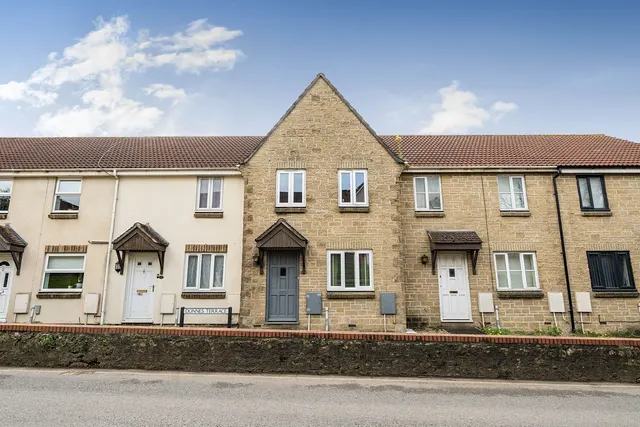 Donnes Terrace, Castle Cary, BA7, photo 1