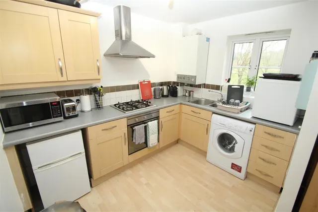 Wye Gardens, High Wycombe, HP12, photo 3