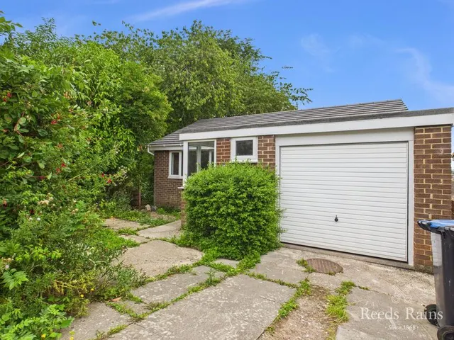 Chillingham Road, Newton Hall, Durham, DH1, photo 1