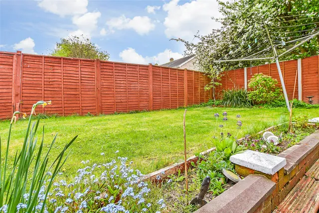 Willow Crescent, Five Oak Green, TN12, photo 2
