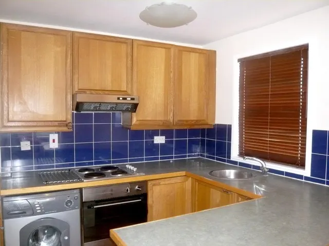 Mayfield Road, London, photo 1