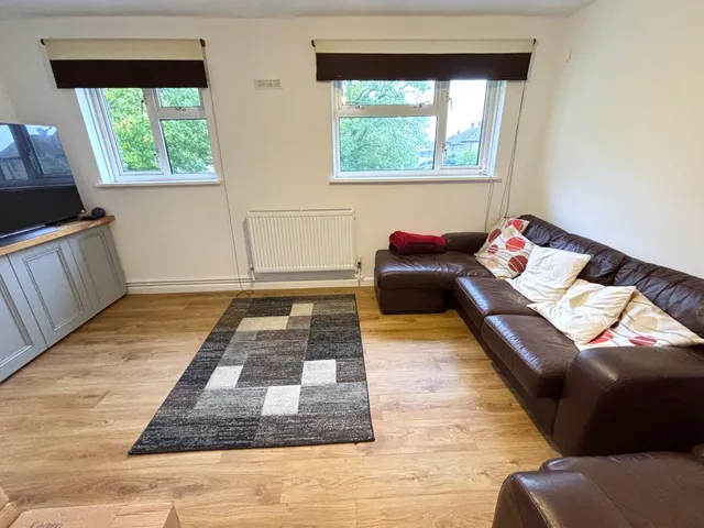 Stonedane Court, Faversham, ME13, photo 3