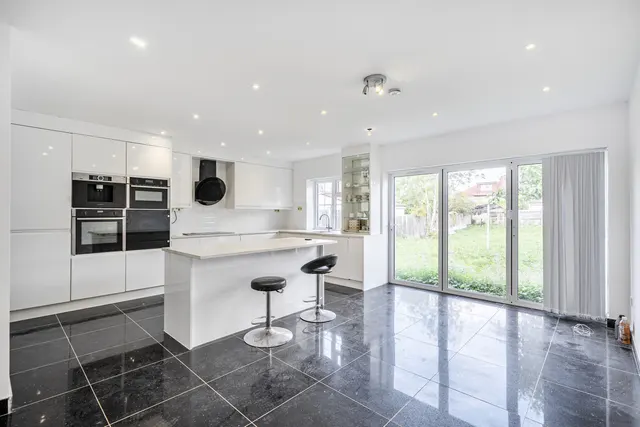Rowland Avenue, Harrow, HA3, photo 2