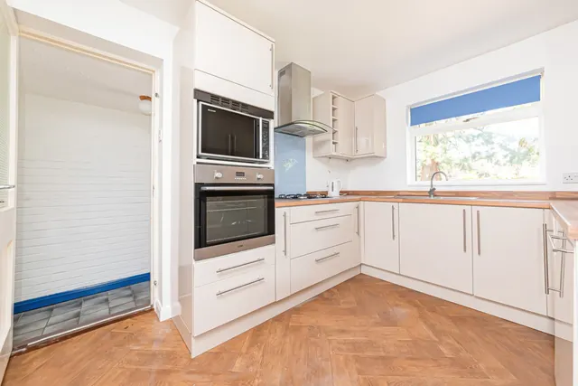Yockley Close, Camberley, GU15, photo 2