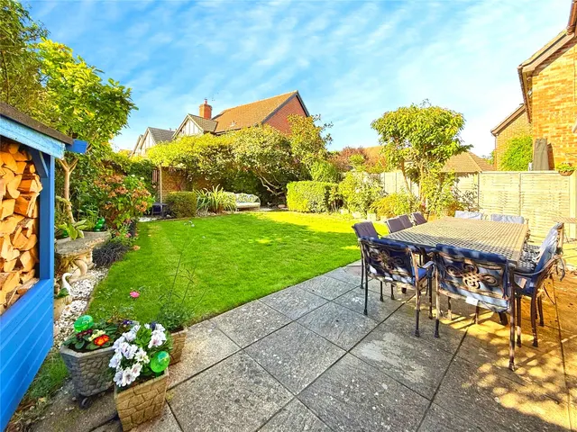 Munnings Drive, College Town, GU47, photo 2