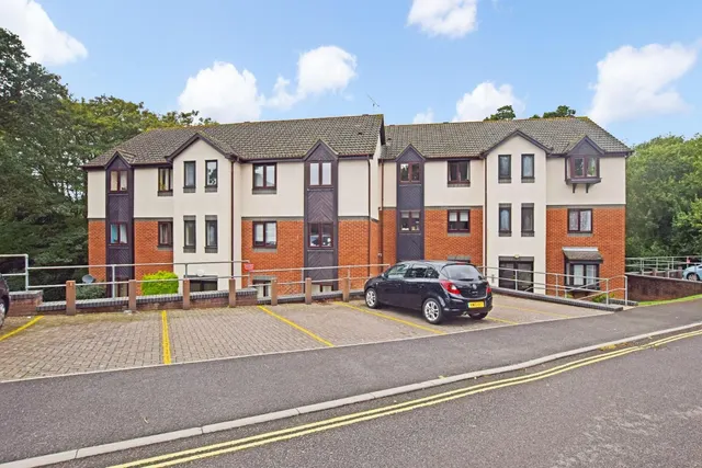 Briarswood, Southampton, photo 1