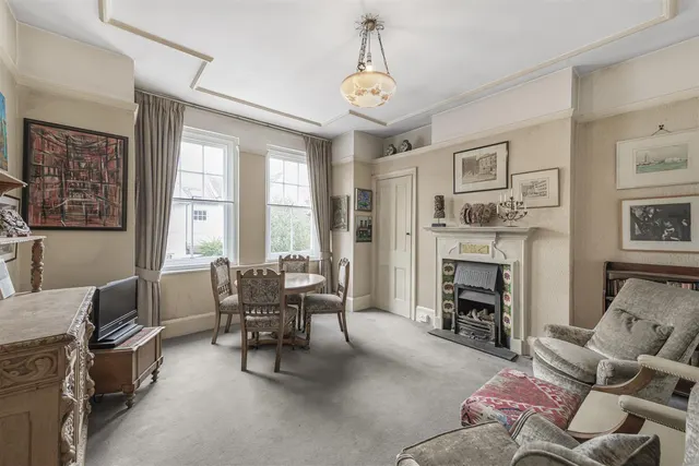 Leinster Avenue, London, SW14, photo 2