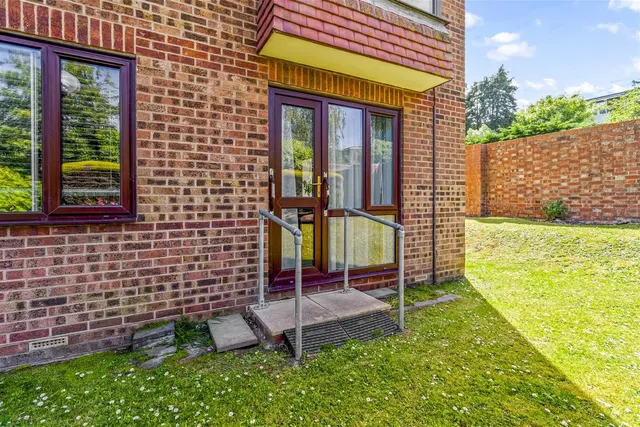 Photo 2 — Broadwater Street East, Worthing