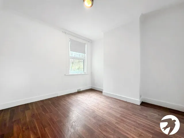 Viewland Road, London, SE18, photo 2