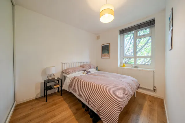 Photo 3 — Lingham Street, Stockwell, London, SW9