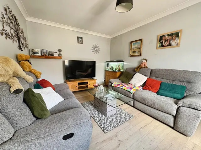 Photo 3 — Carfax Avenue, Tongham, Surrey, GU10 1BD