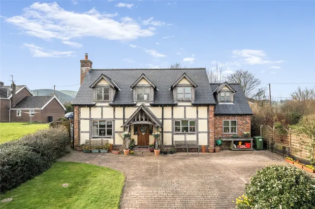 Carno, Caersws, photo 1