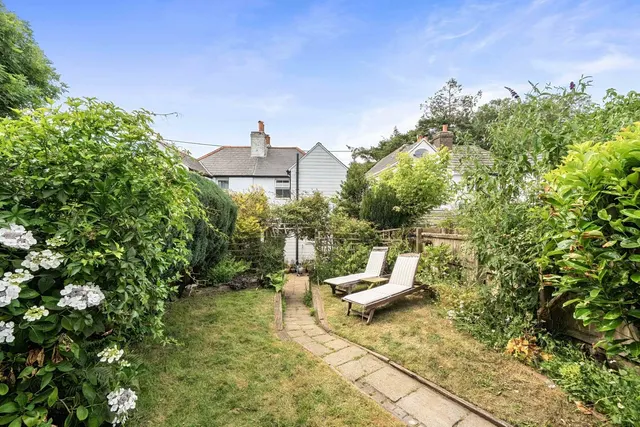 The Street, Hawkinge, CT18, photo 3