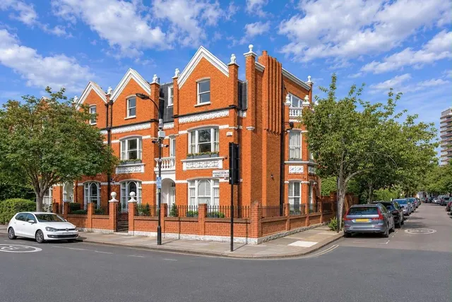 Stokenchurch Street, London, SW6, photo 1
