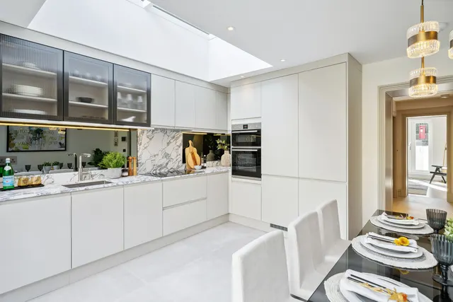 Mortlake High Street, East Sheen, SW14, photo 2