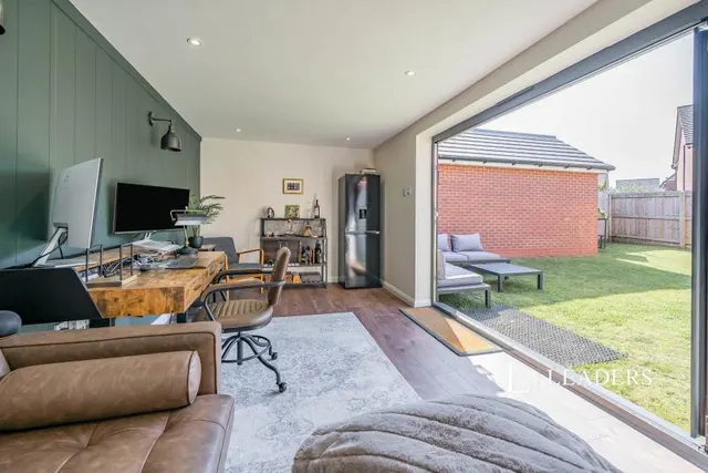 Duxford Close, Runcorn, WA7, photo 3