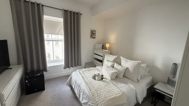Photo 3 — Ocean Village, Southampton