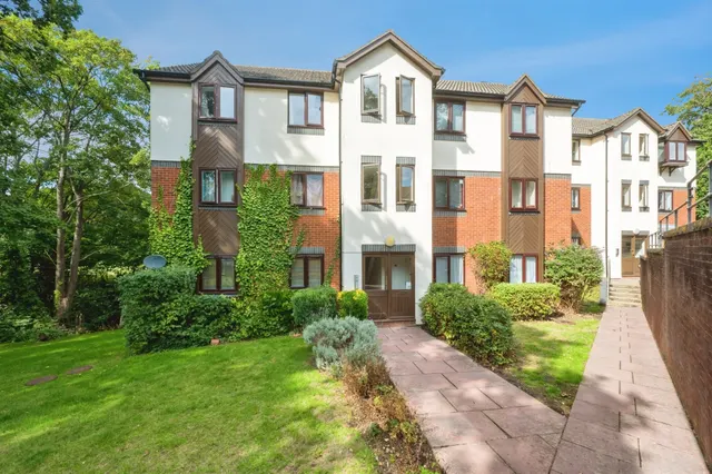 Briarswood, SOUTHAMPTON, photo 1