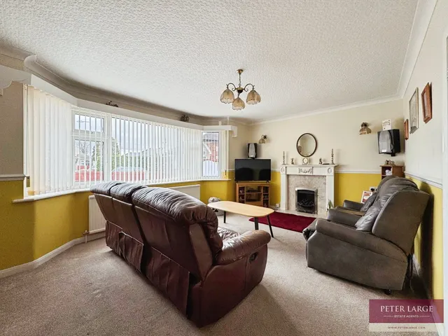 Photo 3 — Doren Avenue, Rhyl, LL18 4LE