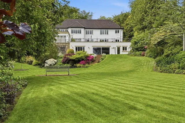 Macclesfield Road, Prestbury, SK10, photo 1