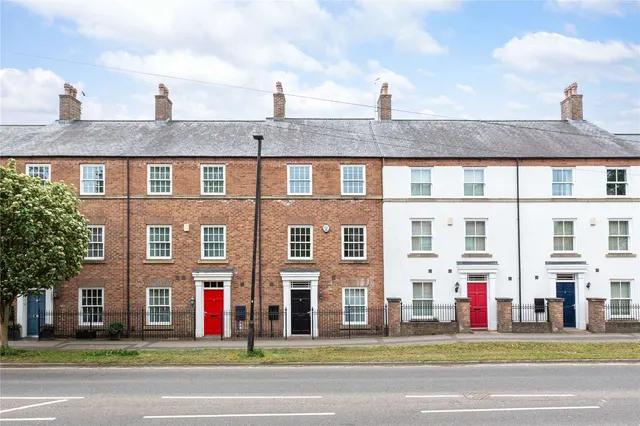 Pavilion Row, Main Street, Fulford, York, YO10 4LJ, photo 1