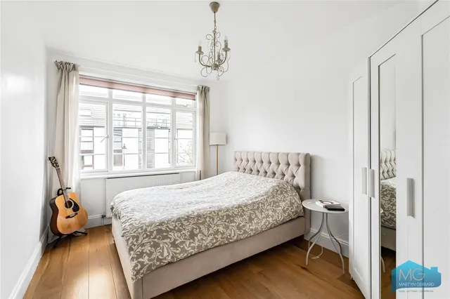Risborough Close, Muswell Hill, N10, photo 2