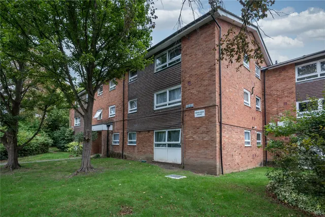 Addlestone Park, Addlestone, KT15, photo 1