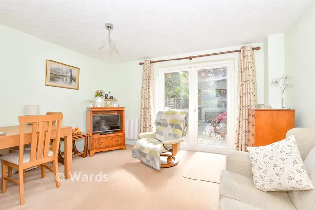 Gooch Close, Allington, ME16, photo 3