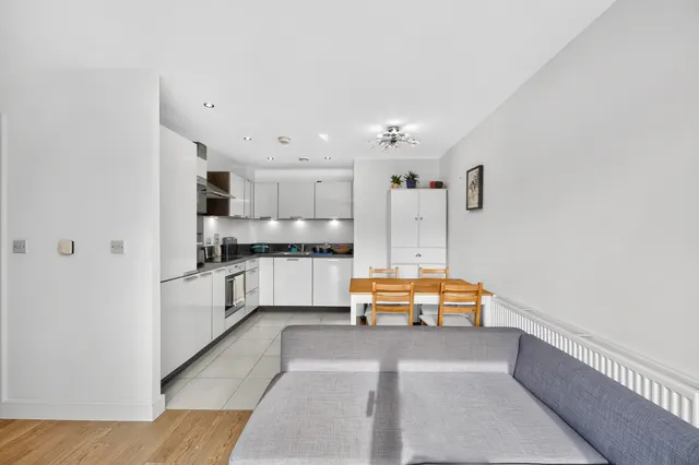 Albatross Way, London, SE16, photo 3