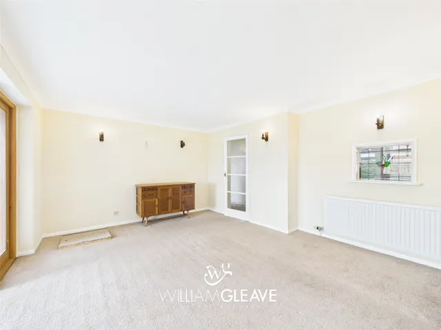 Ormeside, Penrhynside, LL30, photo 3