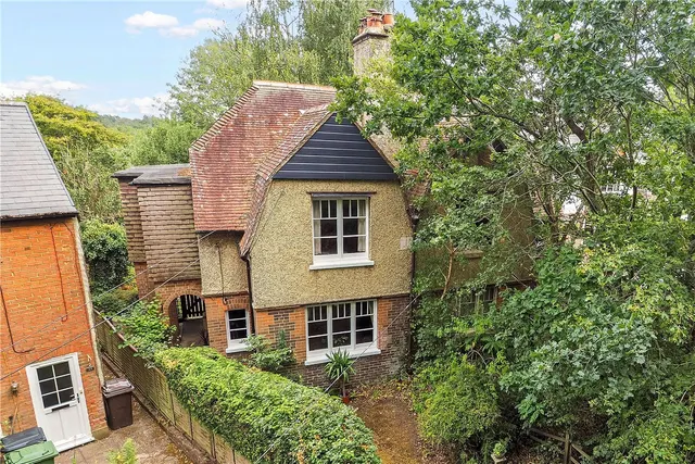 Town Lane, Petersfield, GU32, photo 1