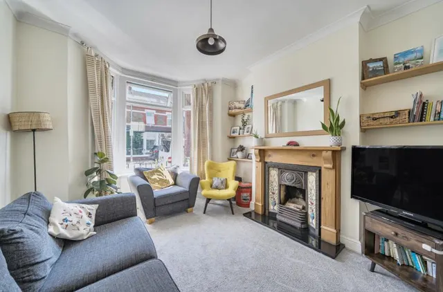 Westmoreland Street, Canton, CF5, photo 2