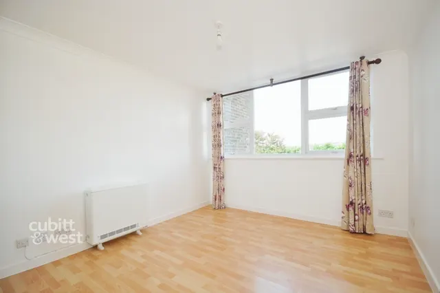 Littlehampton Road, Worthing, BN13, photo 2
