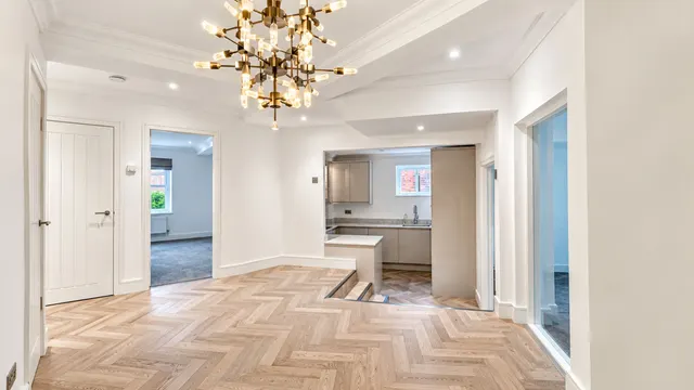 Millfield Court, Hale, WA15, photo 2