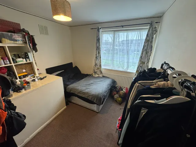 Ruislip Road, Northolt, UB5, photo 2