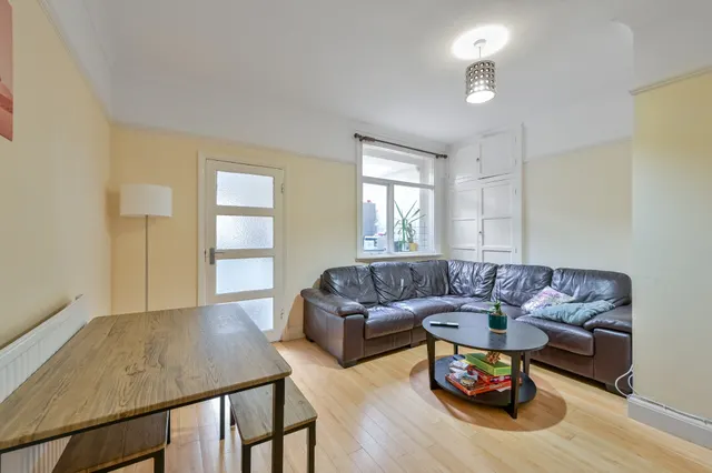 Photo 2 — 44 Rectory Lane, London
