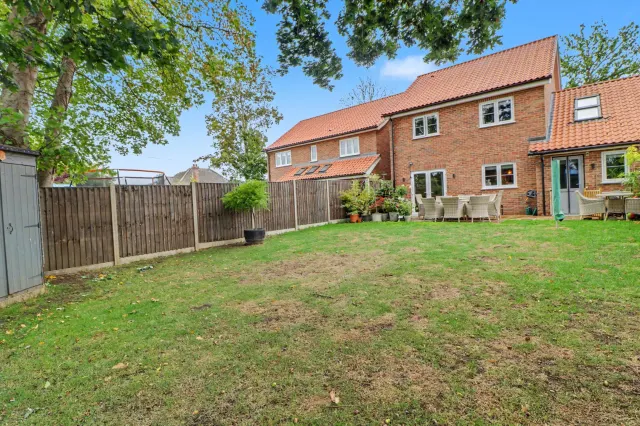 Flowerpot Lane, Long Stratton, photo 1