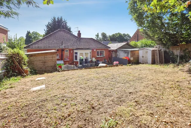 Moorside Road, West Howe, BH11, photo 3