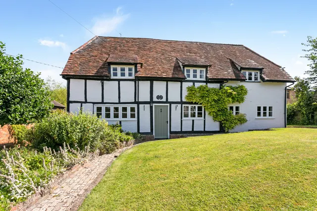 Henton, Chinnor, OX39, photo 1