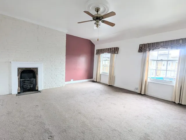 St. Peters Street, Bedford, MK40, photo 3