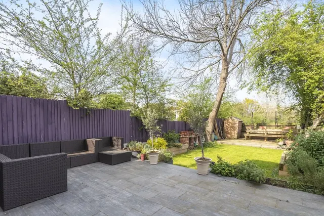 Photo 3 — Hitherfield Road, Streatham, London, SW16
