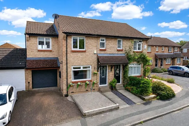 Bartle Gill View, Baildon, West Yorkshire, BD17, photo 1