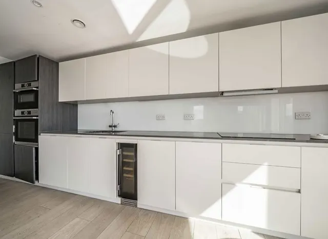 Newnton Close, Finsbury Park, N4, photo 3