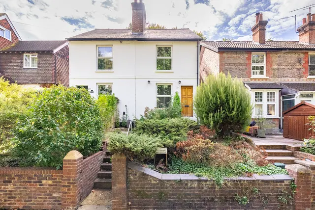 Harrow Road East, Dorking, RH4, photo 1