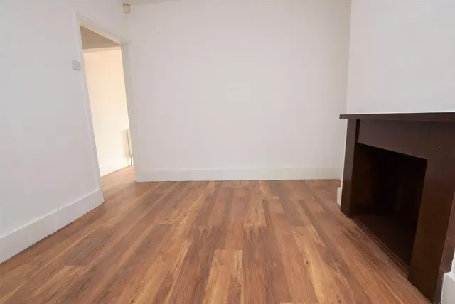 Clydesdale Road, Hornchurch, RM11, photo 3
