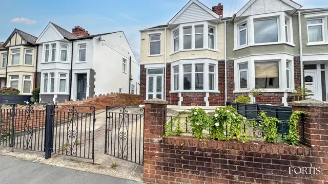 Everswell Road, Cardiff, CF5, photo 1