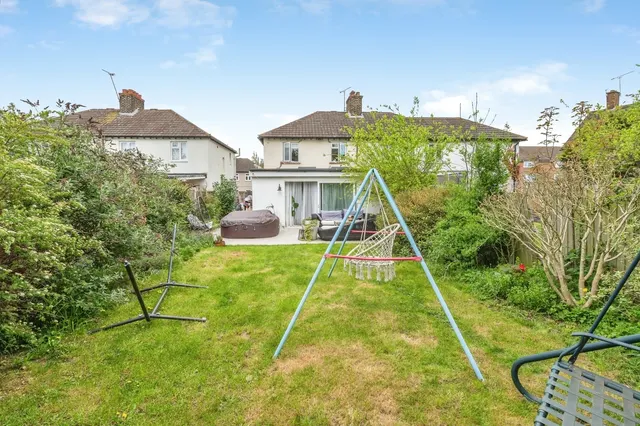 Photo 2 — Hathaway Road, Grays, Essex, RM17