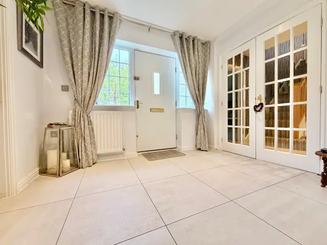 Pier Road, Portishead, BS20, photo 3
